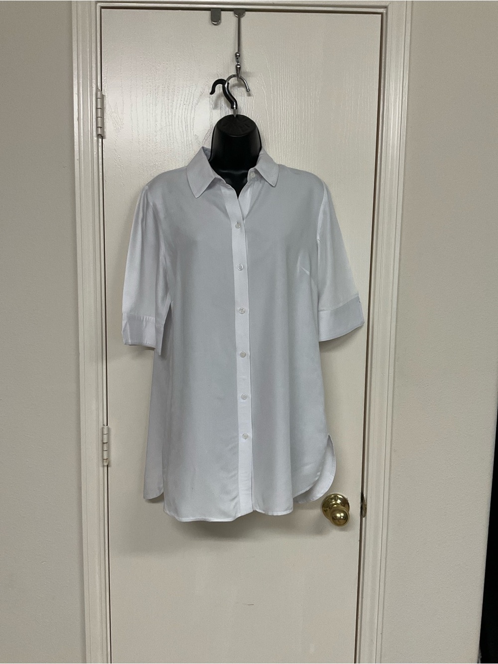 Chico's White Short-Sleeve Button-Down Shirt